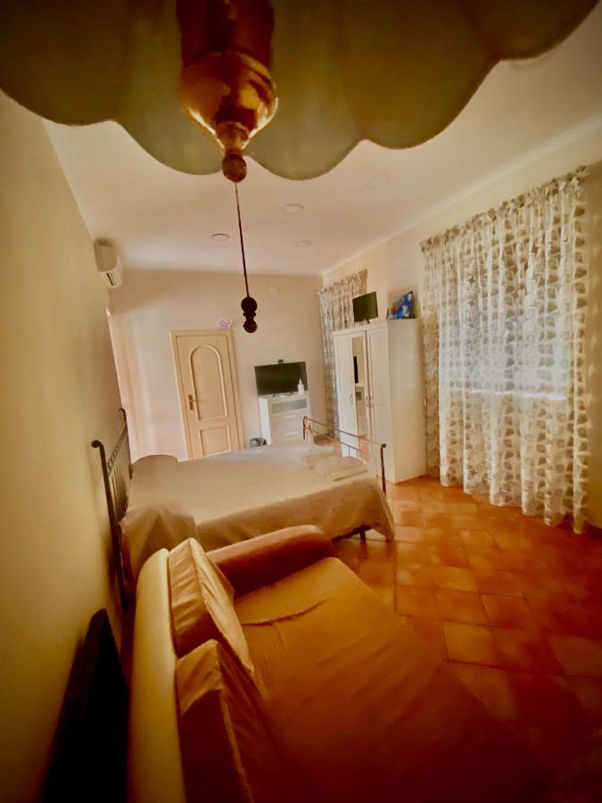Bed and Breakfast Casa Di Nonna Mia à Naples Extérieur photo